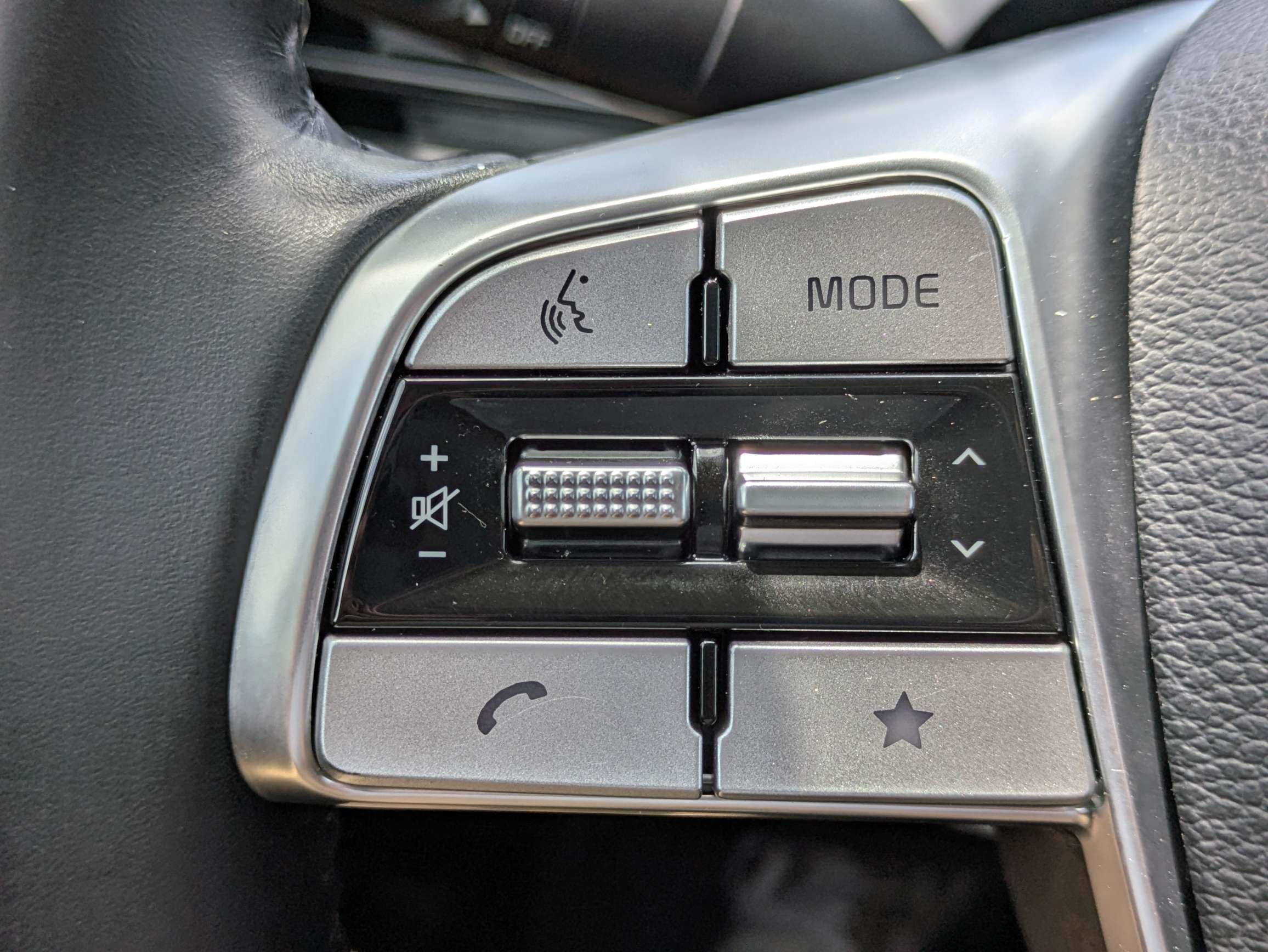 Certified Used 2024 Gravity Gray Kia LX image 32
