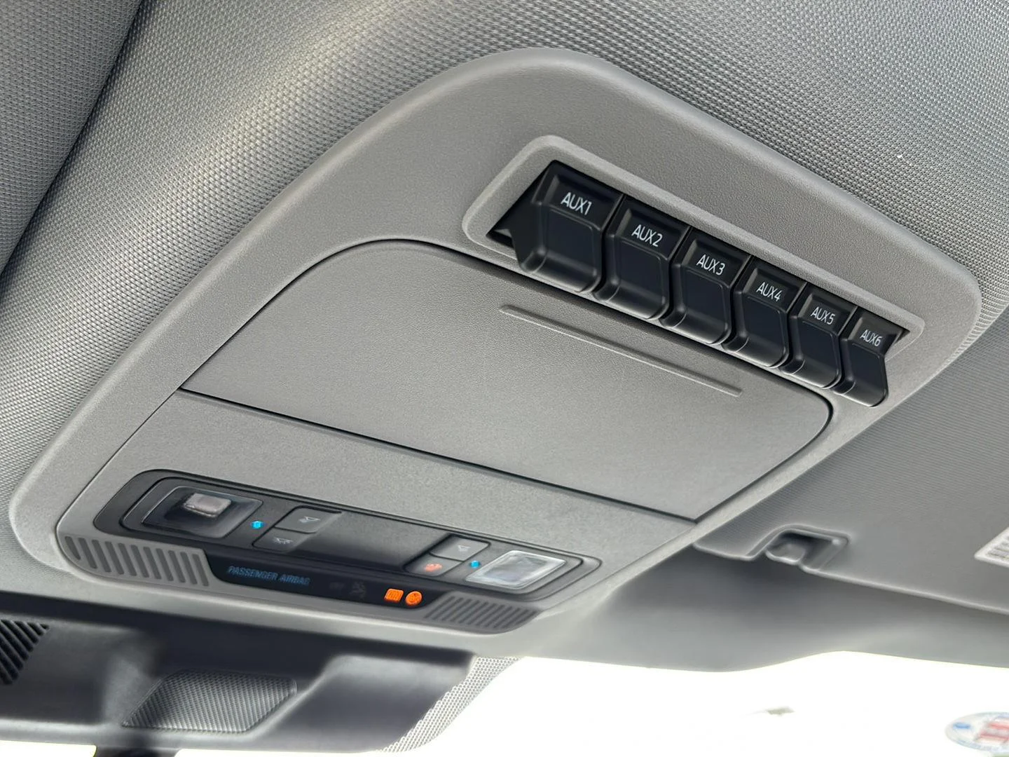 New 2026 Oxford White Ford F-250® XL image 24