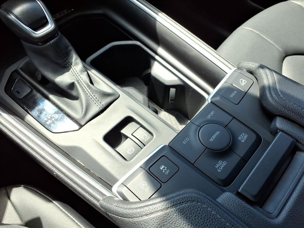 Used 2025 Beige Toyota XLE image 27