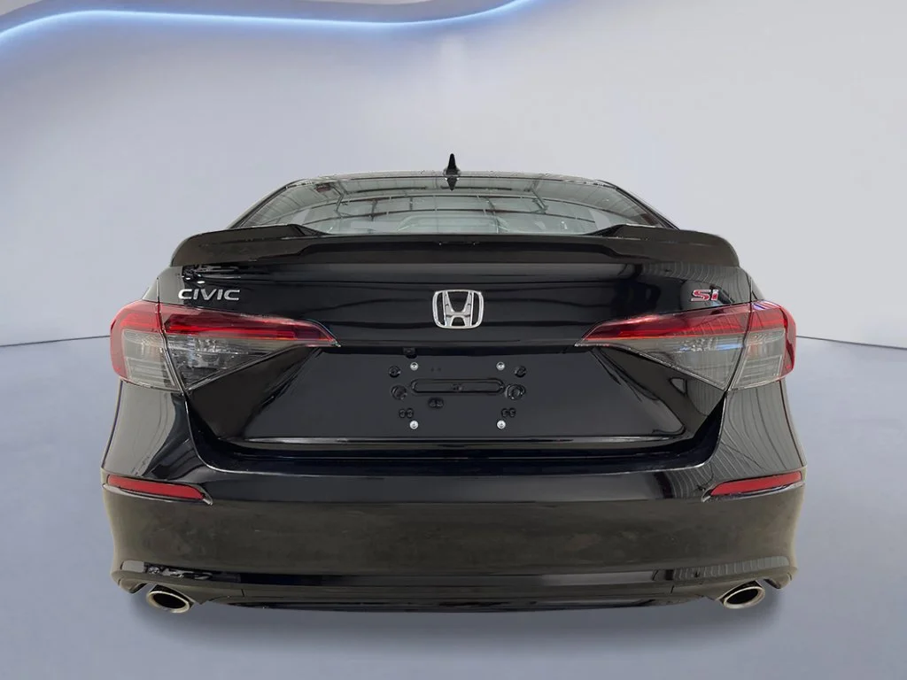 New 2026 Crystal Black Pearl Honda Base 1.5T image 4