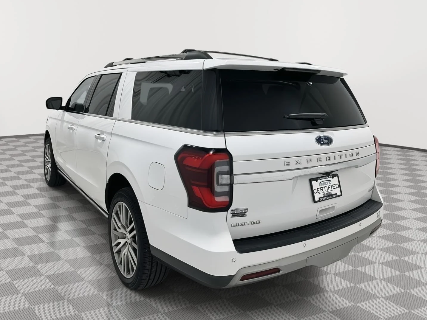 Used 2024 Oxford White Ford Limited image 2