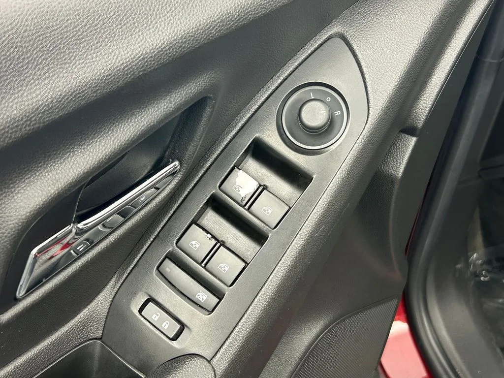 Used 2021 Crimson Metallic Chevrolet LT image 37