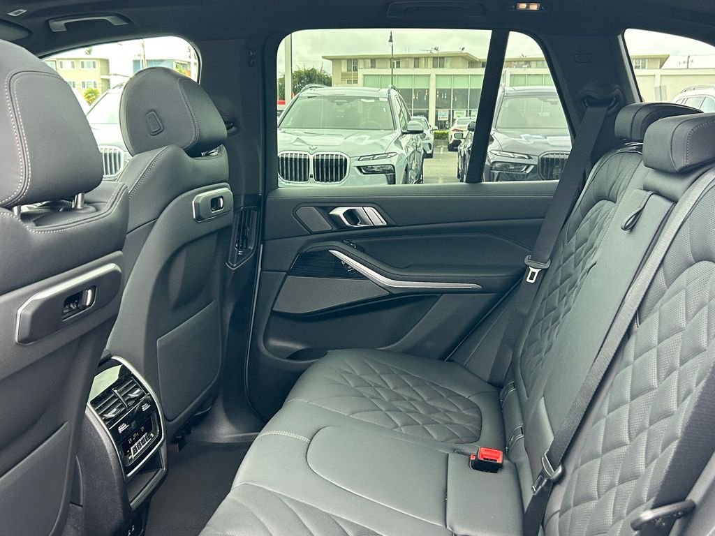 New 2026 Brooklyn Grey Metallic BMW xDrive50e image 30