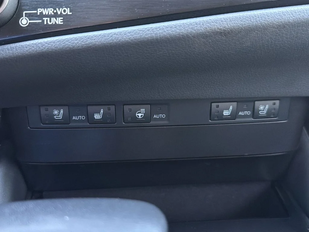 Used 2024 Black Lexus 350 image 18