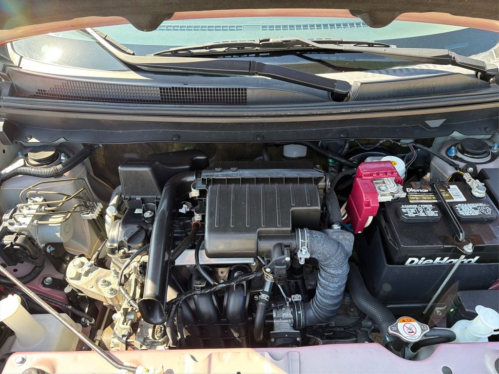 Used 2022 Infrared Metallic Mitsubishi ES image 12
