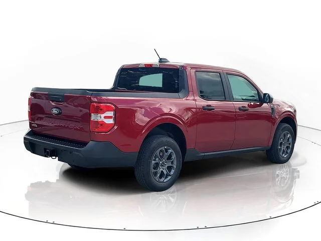 New 2026 Ruby Red Metallic Ford XLT image 5