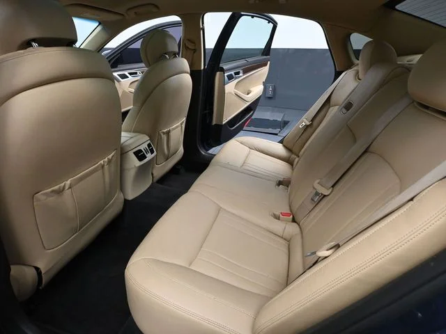 2015 Hyundai Genesis Base - Photo 40