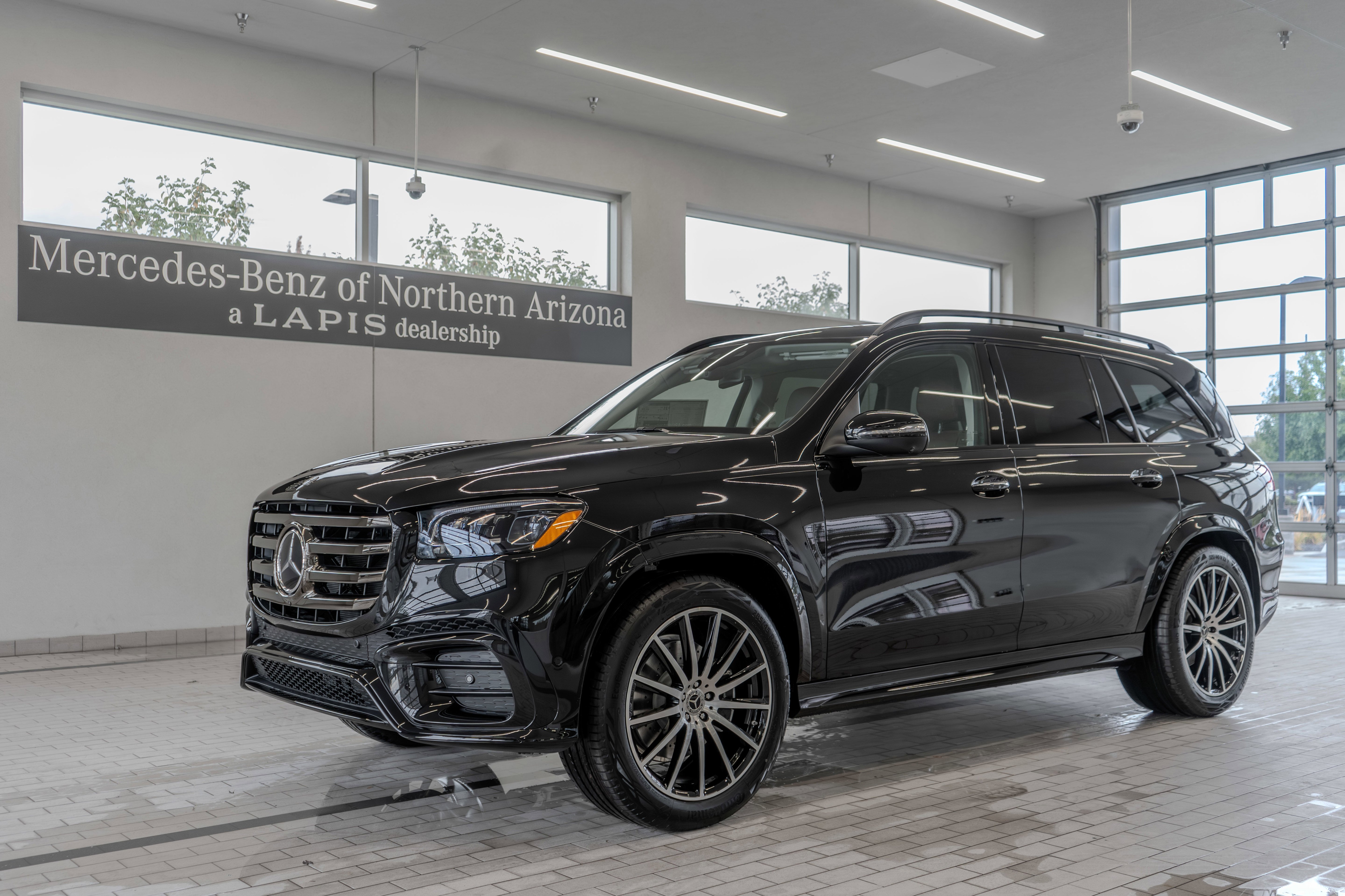 New 2026 Obsidian Black Metallic Mercedes-Benz GLS 450 image 38