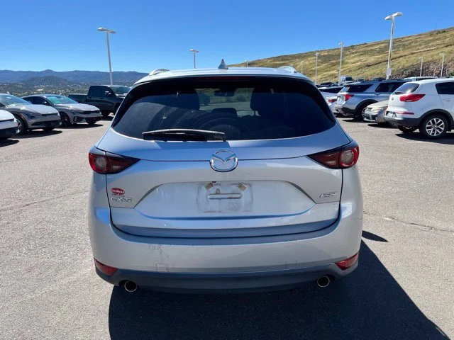 Used 2018 Sonic Silver Metallic Mazda Touring image 9