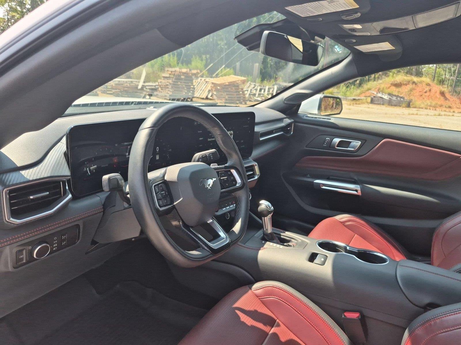 Used 2025 Oxford White Ford GT Premium image 17