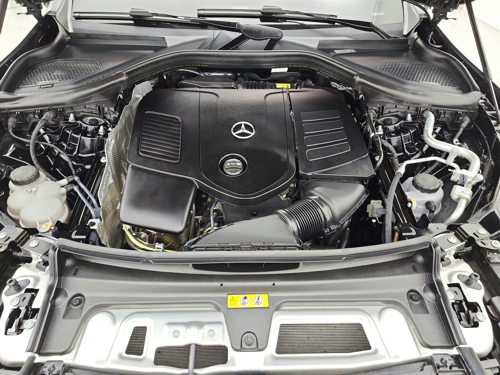 Certified Used 2026 Black Mercedes-Benz GLC 300 SUV image 16
