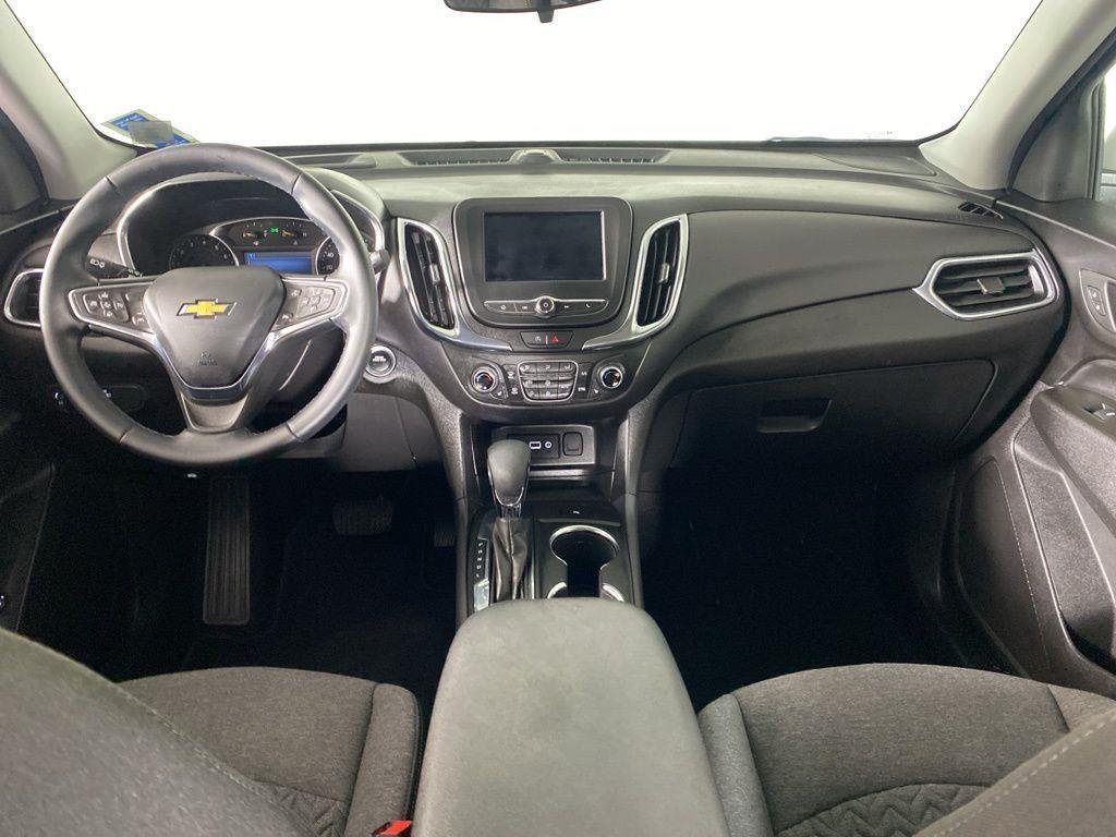 Used 2024 Pearl Chevrolet LT image 25