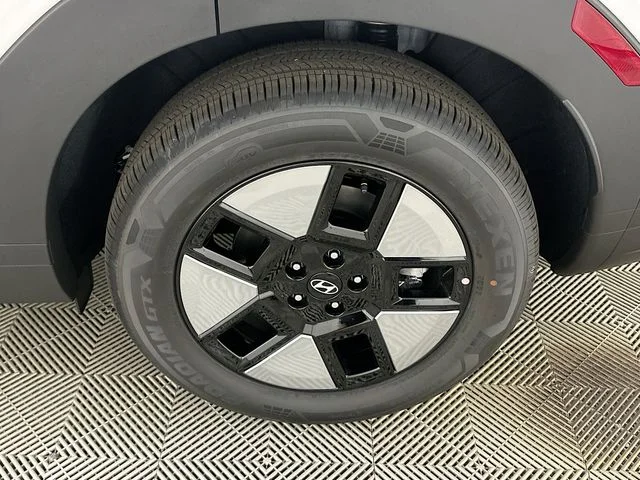 New 2026 Hyundai SANTA FE HYBRID SE