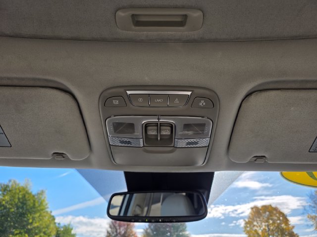 Used 2020 Snow White Pearl Kia SX image 24