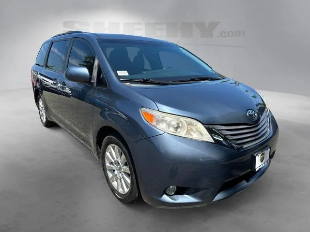 Used 2015 Shoreline Blue Pearl Toyota  image 2