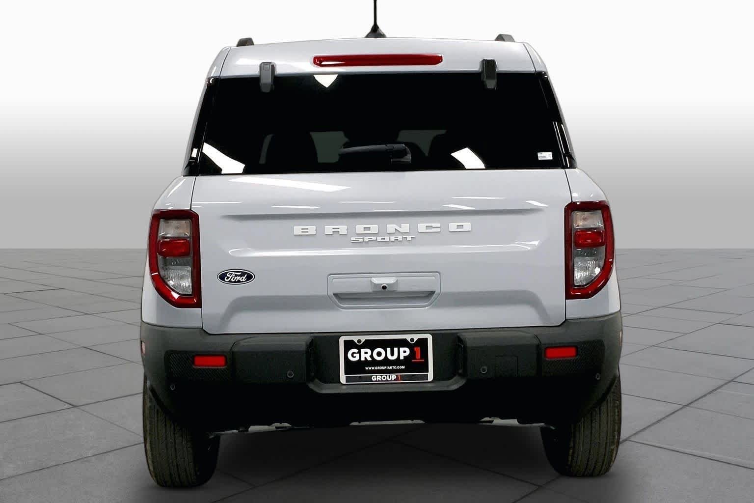 New 2026 Space White Metallic Ford Big Bend® image 4