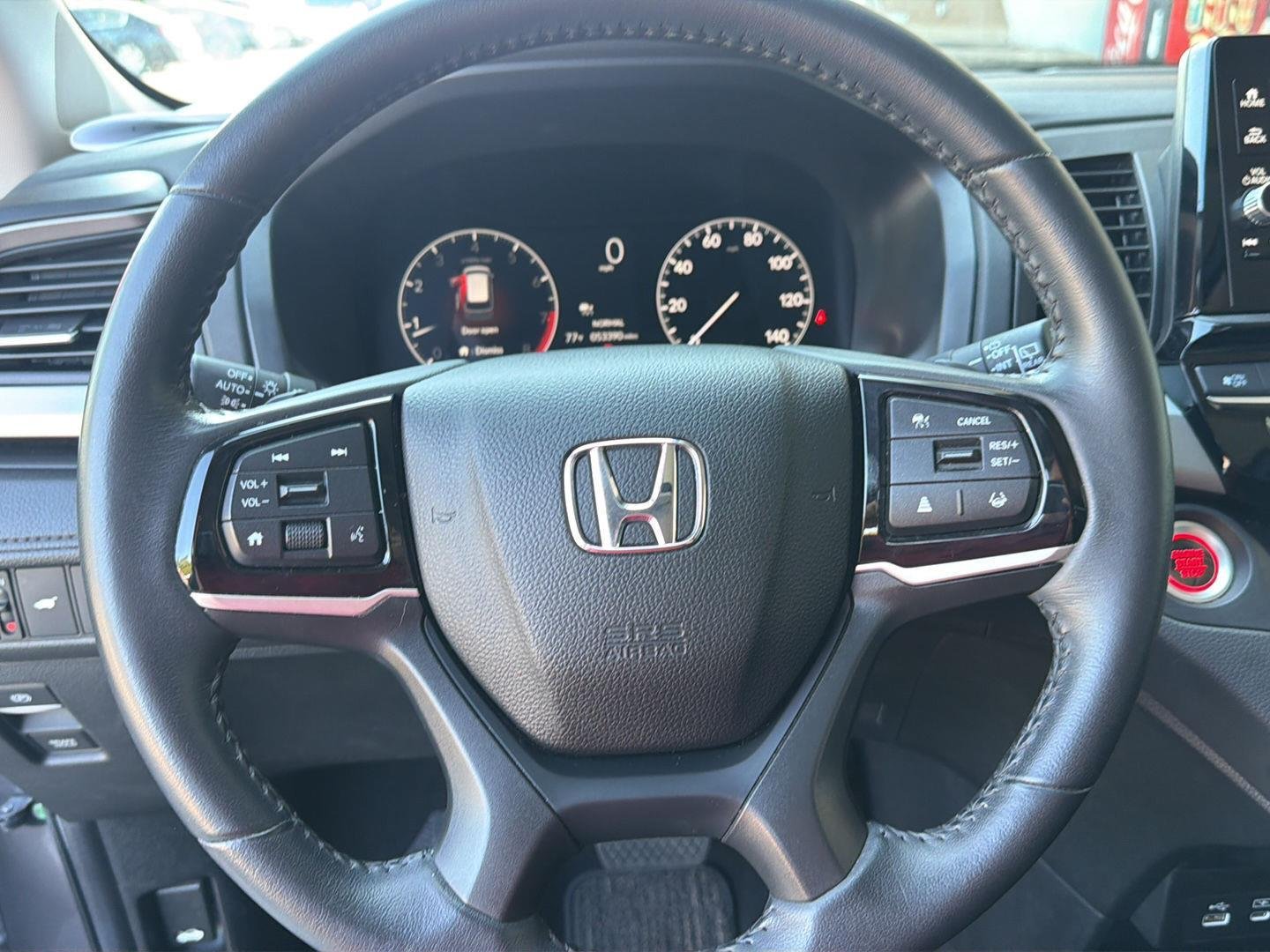 Used 2025  Honda EX-L image 19