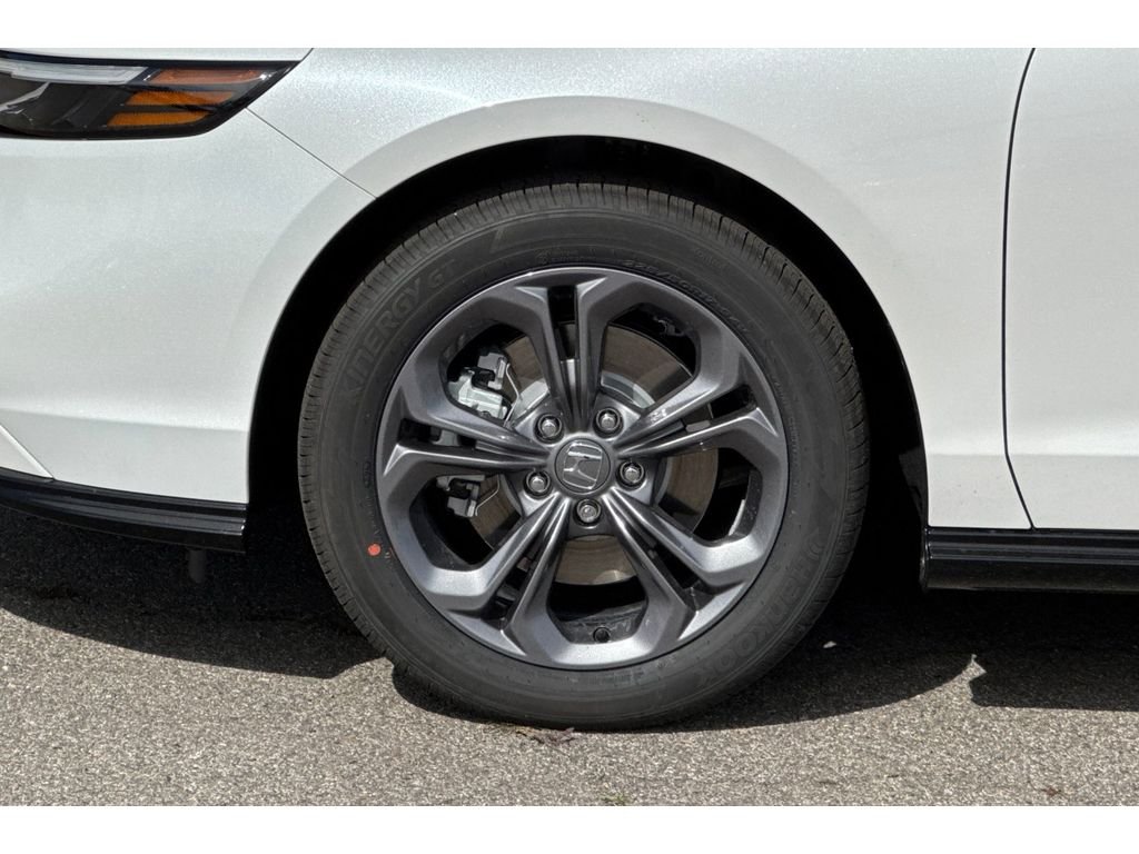 New 2026 Platinum White Pearl Honda EX-L image 33
