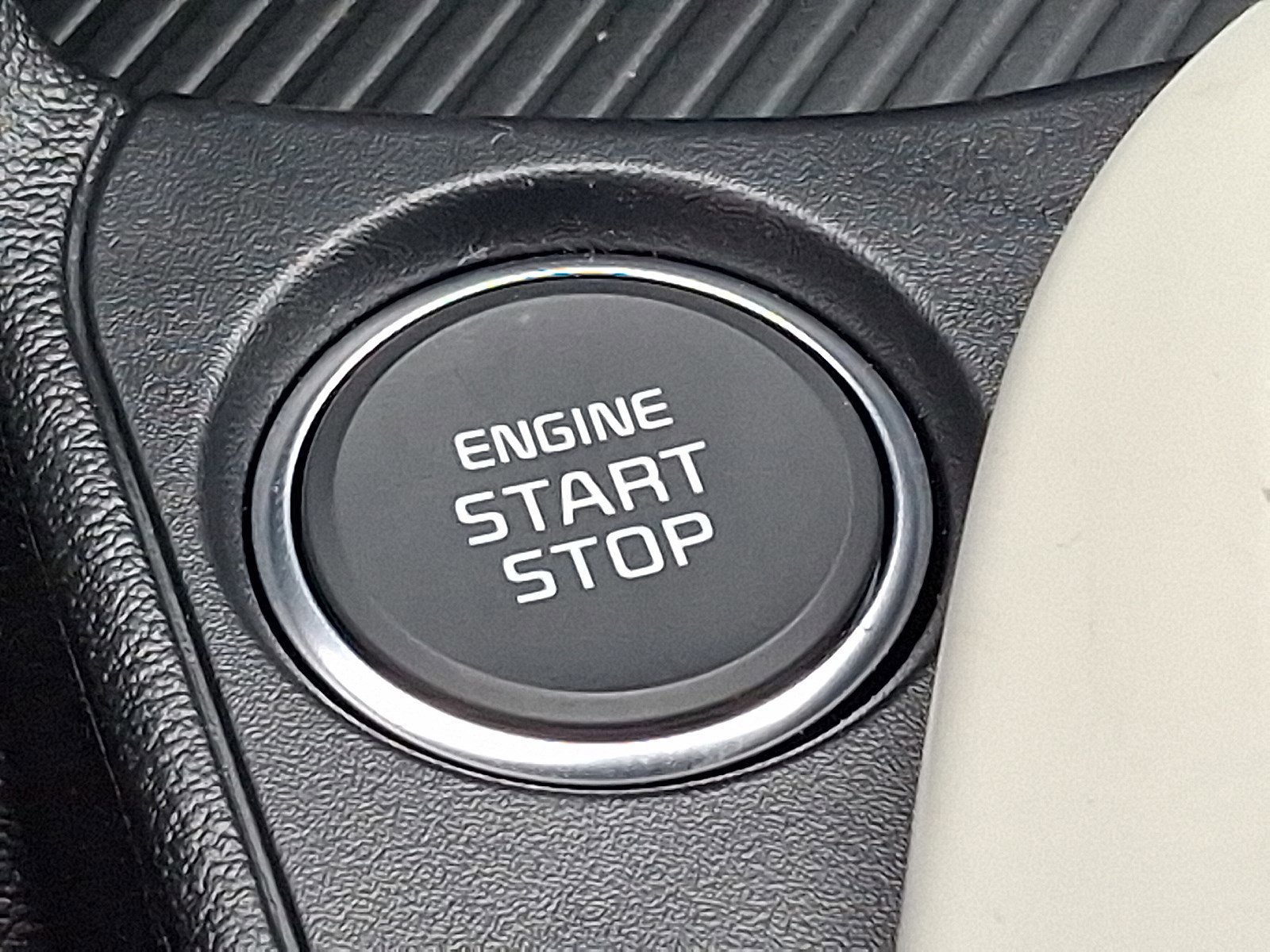 2025 Kia K4 GT-Line - Photo 18