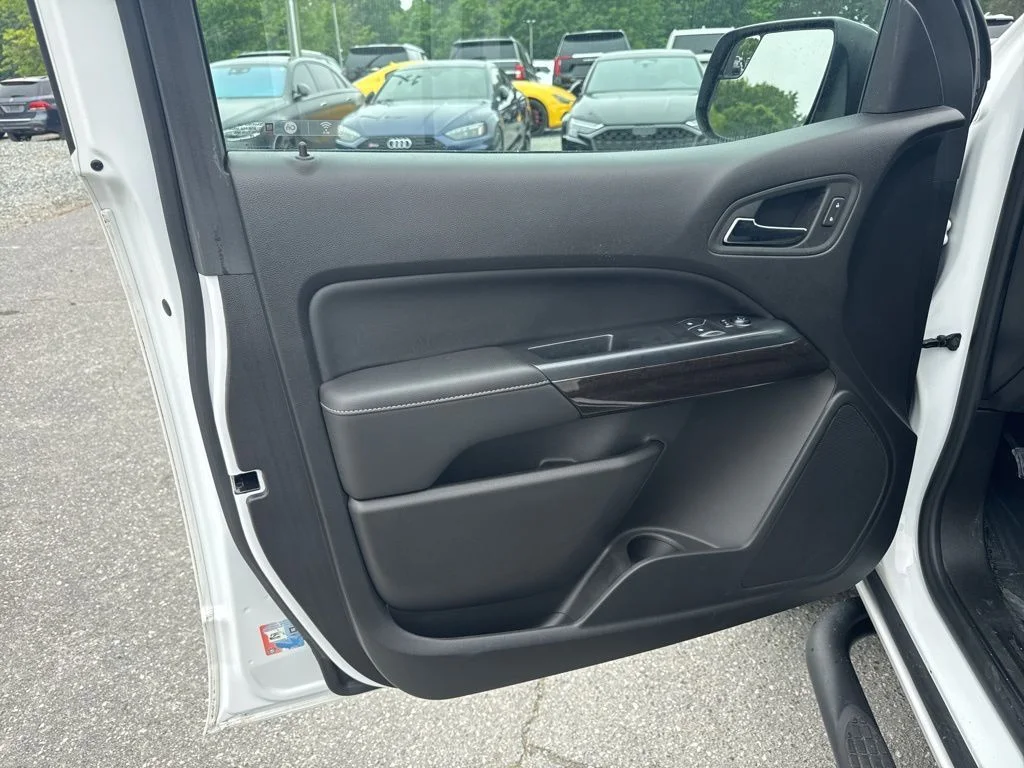 Used 2018 White GMC SLE1 image 20