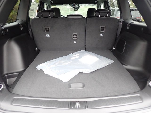 New 2025 Bright White Clear-Coat Exterior Paint Jeep Limited image 6