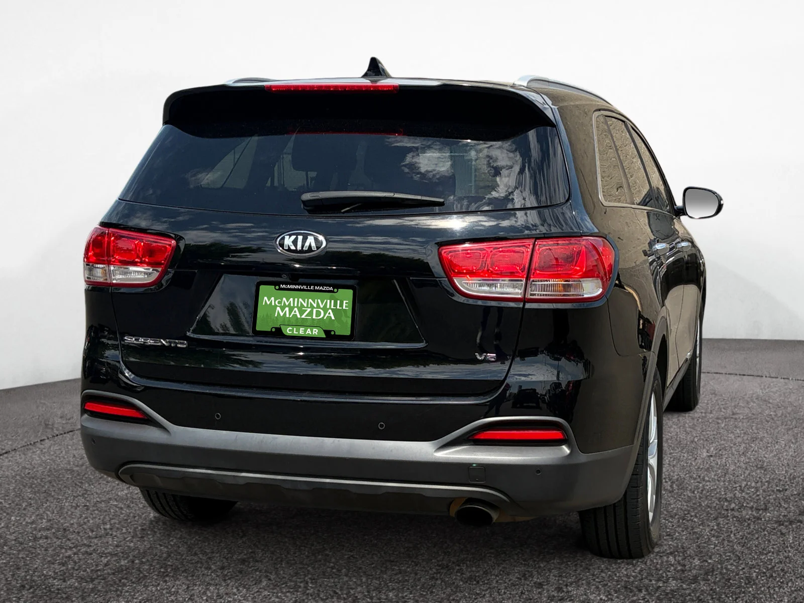 Used 2017 Black Kia LX image 4