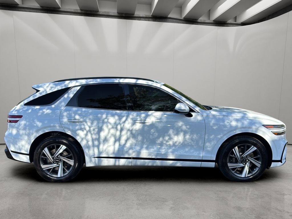 2026 GENESIS GV70 Sport Advanced - Photo 6