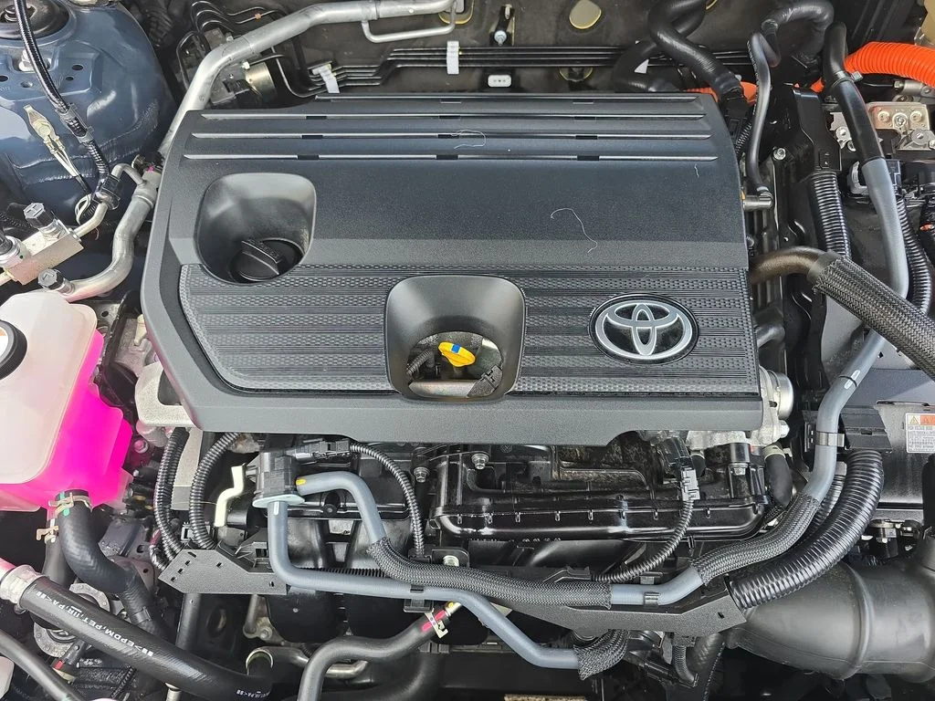 Used 2025 White Toyota Nightshade image 40
