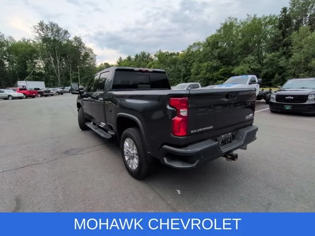 Used 2020 SHADOW GRAY METALLIC Chevrolet High Country image 3
