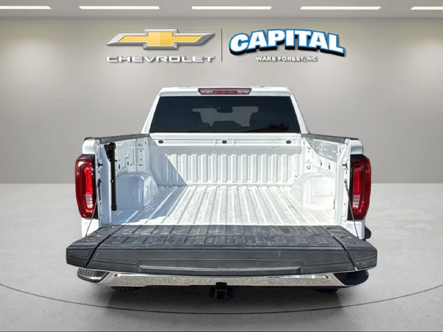 Used 2025 White GMC SLT image 10