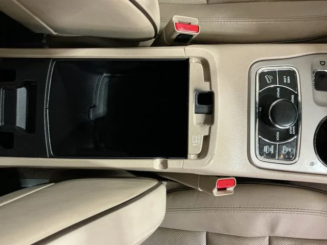 Used 2013 Beige Jeep Overland image 28