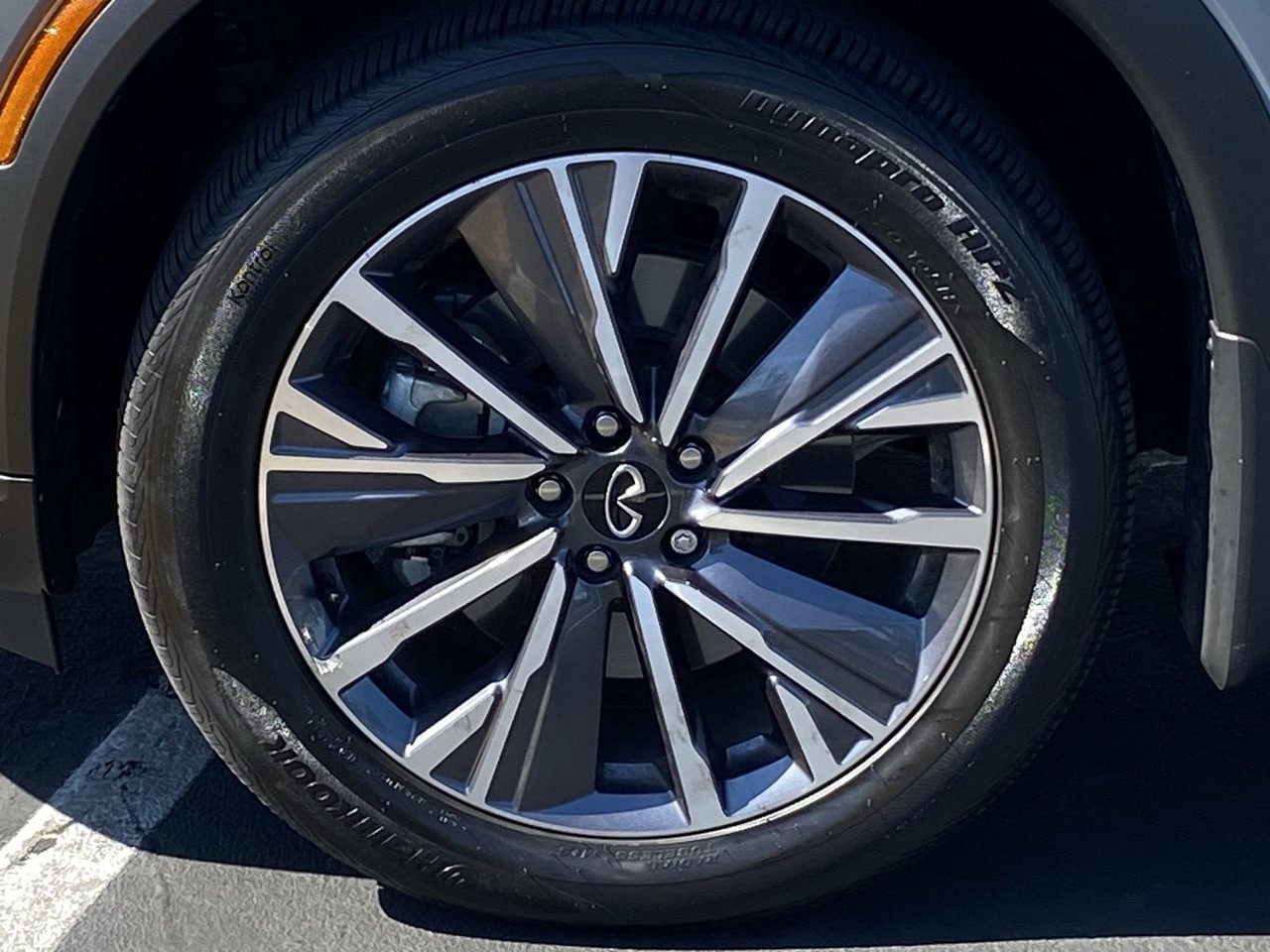 Certified Used 2027 Harbor Gray INFINITI LUXE image 8