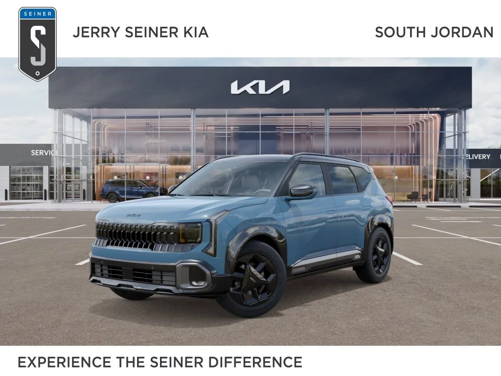 New 2027 Frost Blue / Black Roof Kia X-Line S image 1