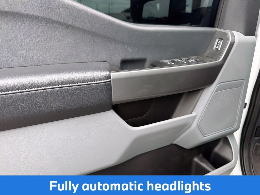 Used 2025 White Ford XL image 24