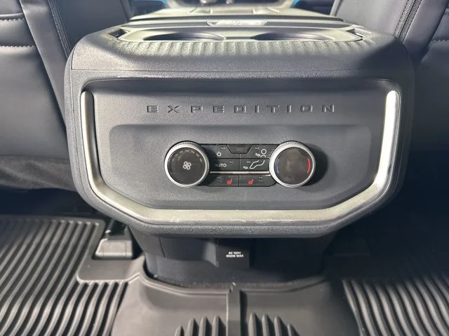 New 2025 Agate Black Metallic Ford Tremor image 13