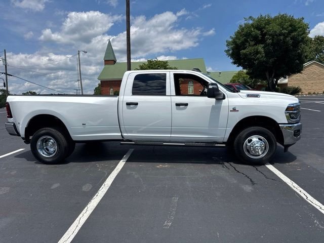 New 2026 Bright White Clear-Coat Exterior Paint RAM Tradesman image 8