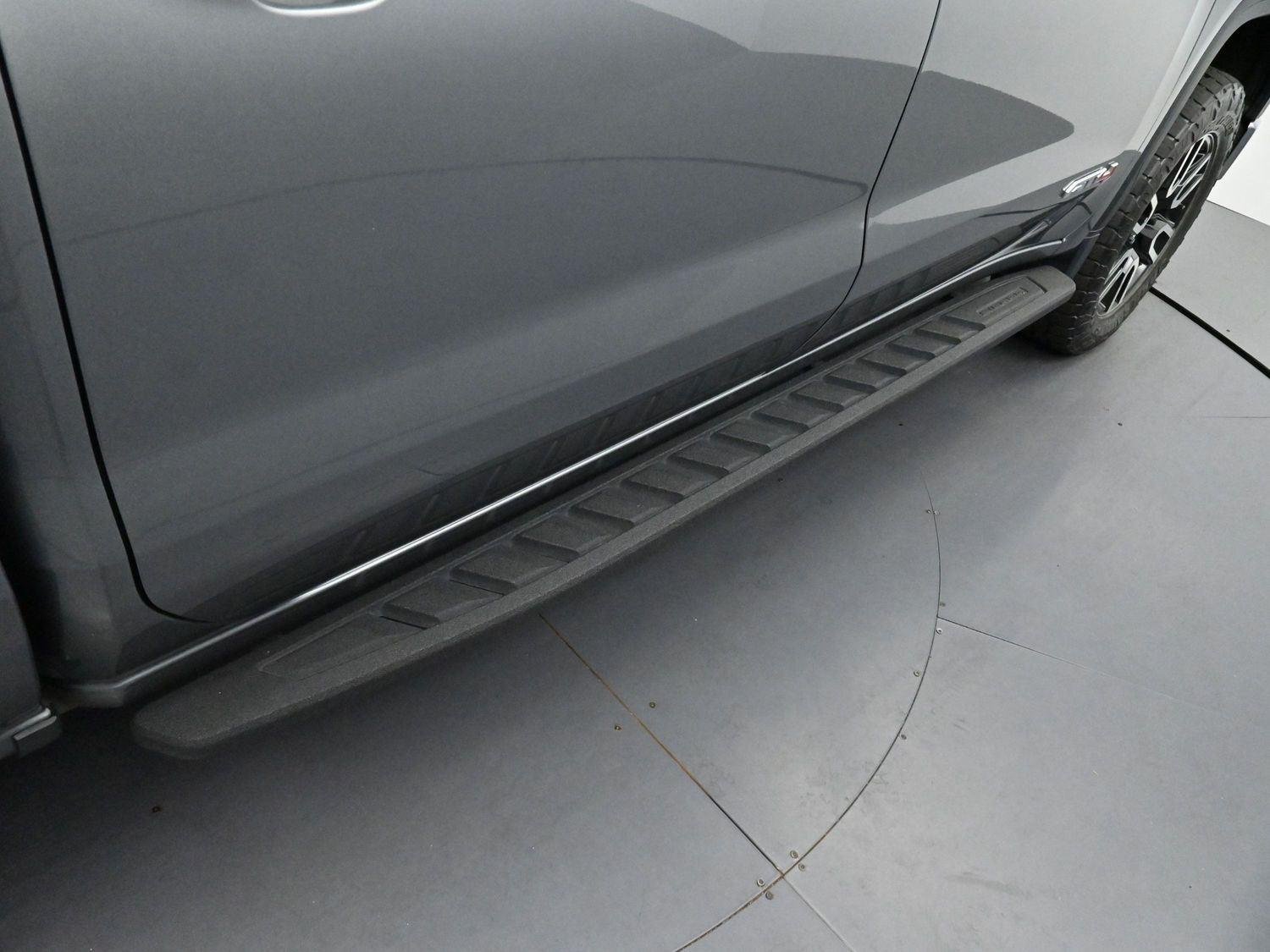 Used 2021 Satin Steel Metallic GMC AT4 image 9