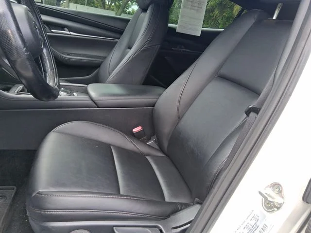Used 2021 White Mazda Select image 3