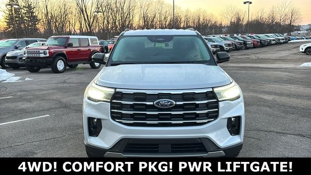 View vehicle photo 5