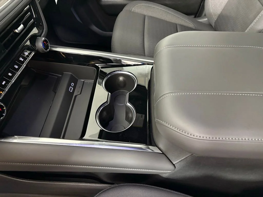 2026 Chevrolet Tahoe LS - Photo 36