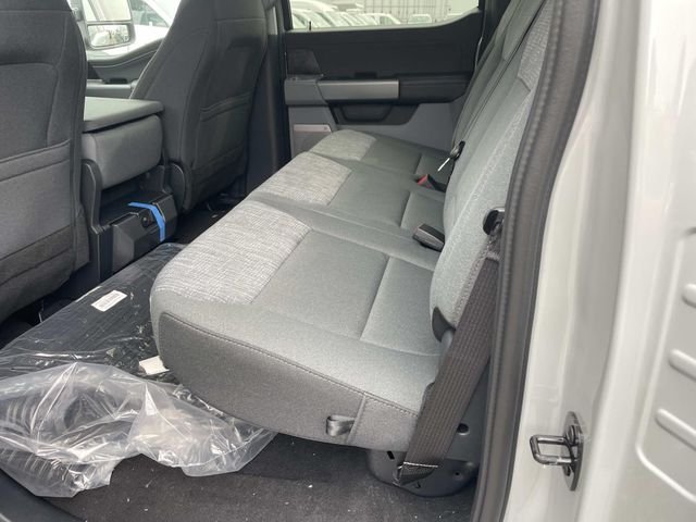 New 2026 Avalanche Ford F-350® XLT image 7