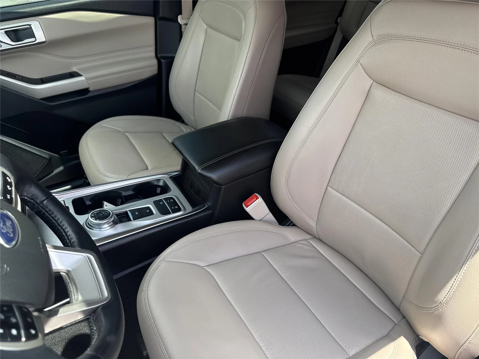 Used 2022 Star White Metallic Tri-Coat Ford Limited image 11