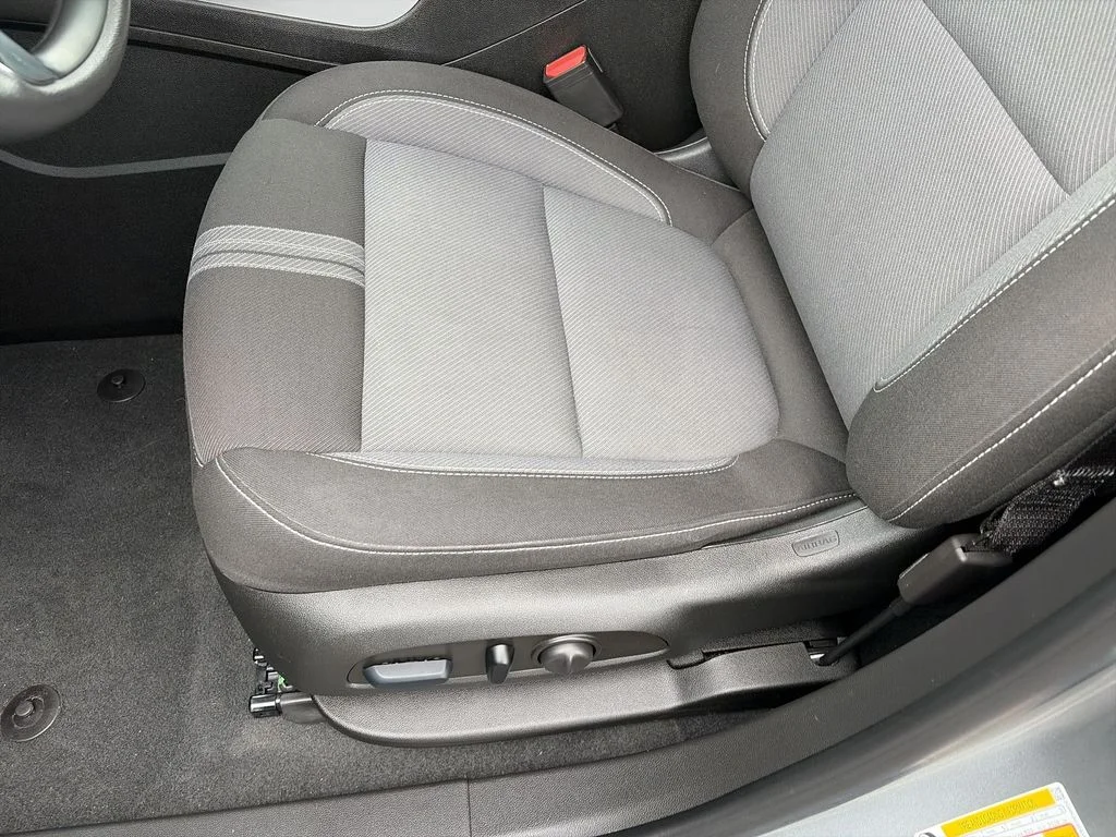 Used 2023 Gray Chevrolet LT image 12