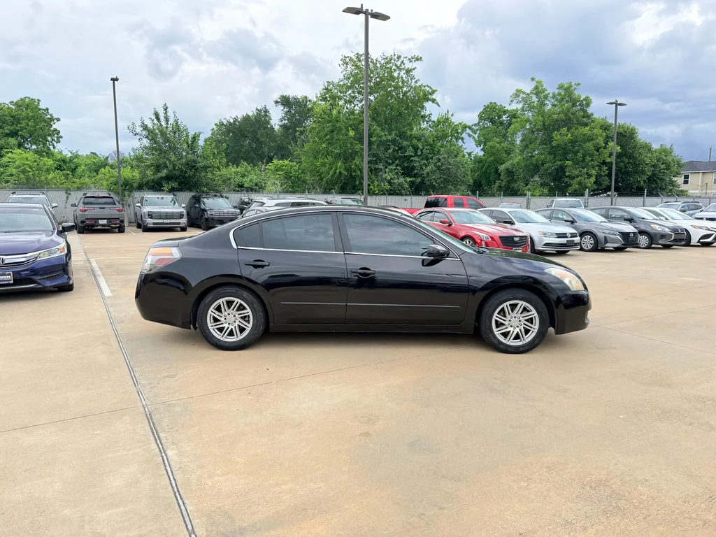 Used 2007 Super Black Nissan 2.5 S image 13