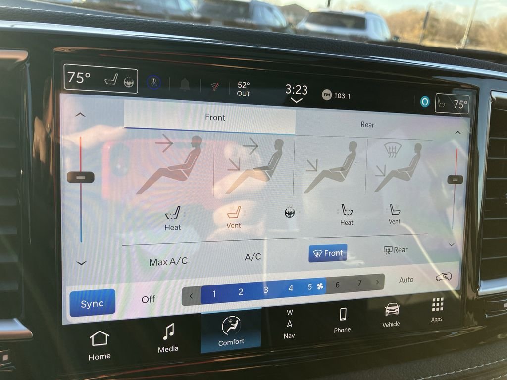 2026 Chrysler Pacifica Limited - Photo 21