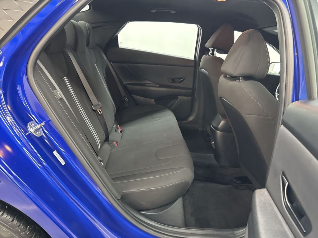 Used 2025 Intense Blue Hyundai SEL Sport image 16