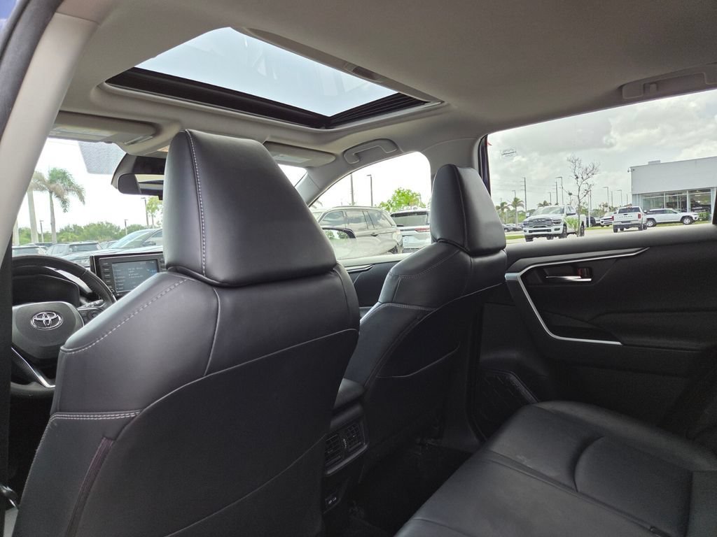 Used 2022 Blueprint Toyota XLE Premium image 24