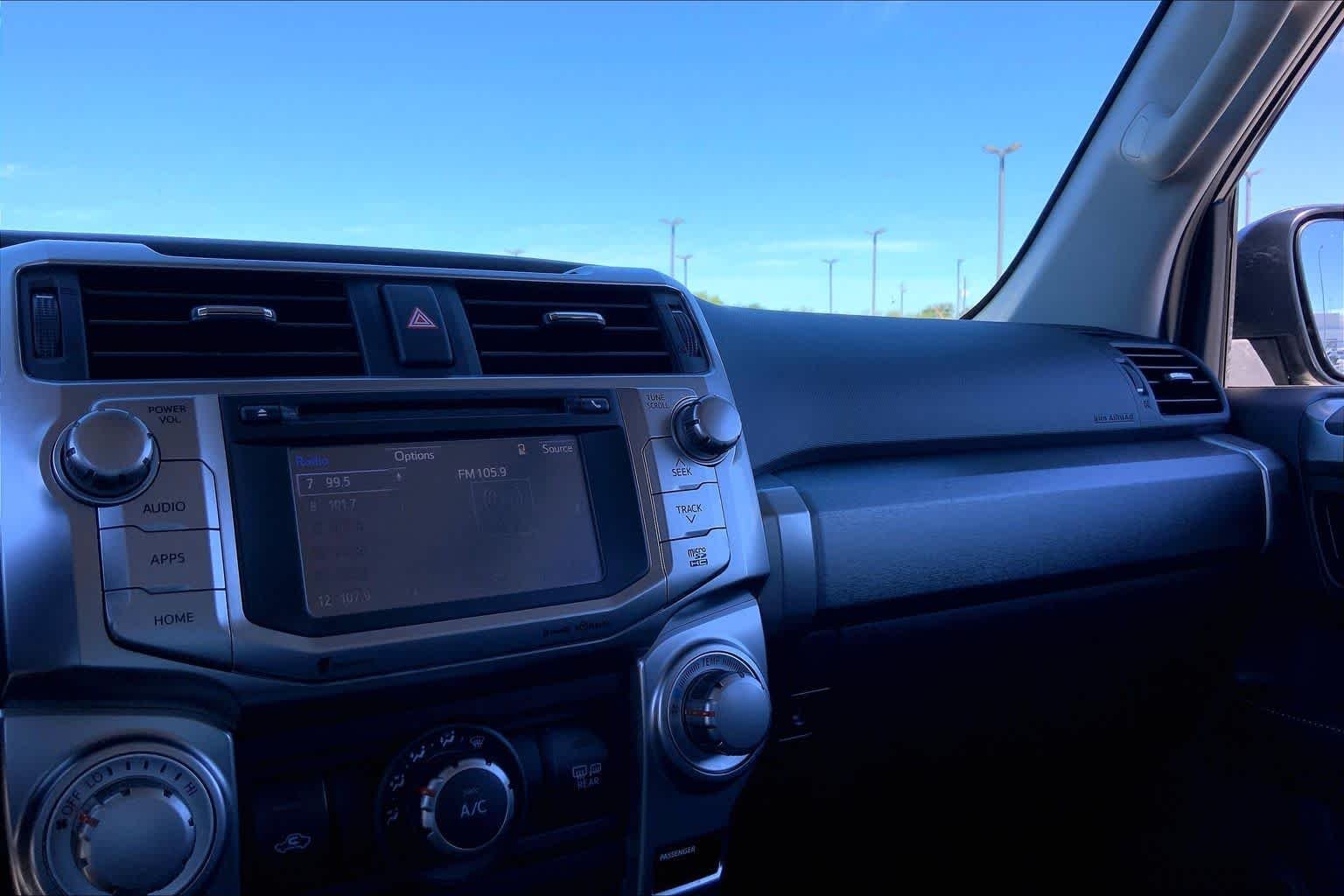 Used 2018 Magnetic Gray Metallic Toyota SR5 Premium image 35