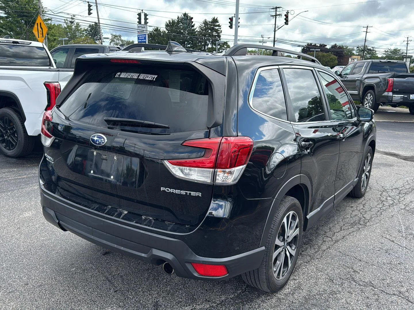 Used 2019 Crystal Black Silica Subaru Limited image 6