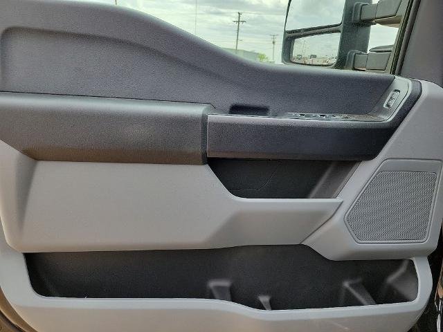 New 2026 Agate Black Metallic Ford F-350® XL image 18